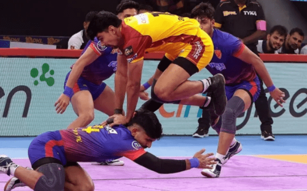 Pawan Sehrawat Flying high in his Raid during a match in PKL Season 10